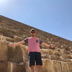 Meet your Posher, Alex